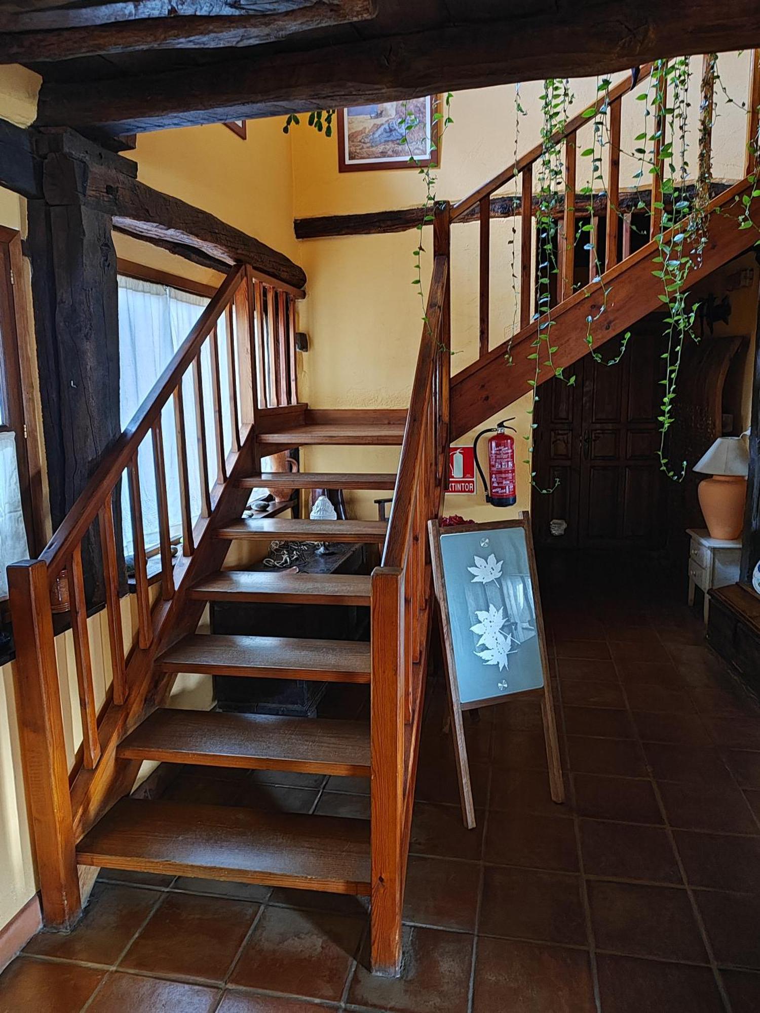 בית הארחה סרוורה דל פיסוארגה 	Casa Simon מראה חיצוני תמונה